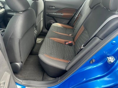 2021 Nissan Kicks SR