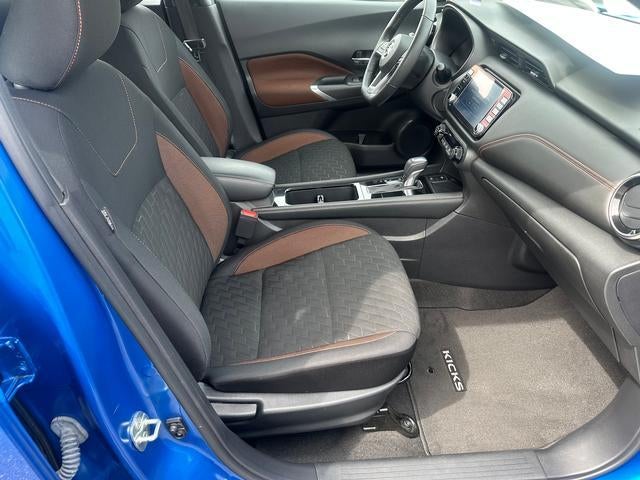 2021 Nissan Kicks SR