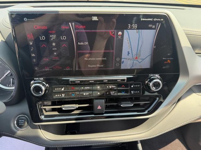 2022 Toyota Highlander Platinum