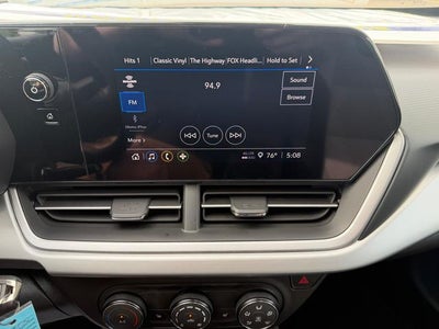 2025 Chevrolet Trax LS